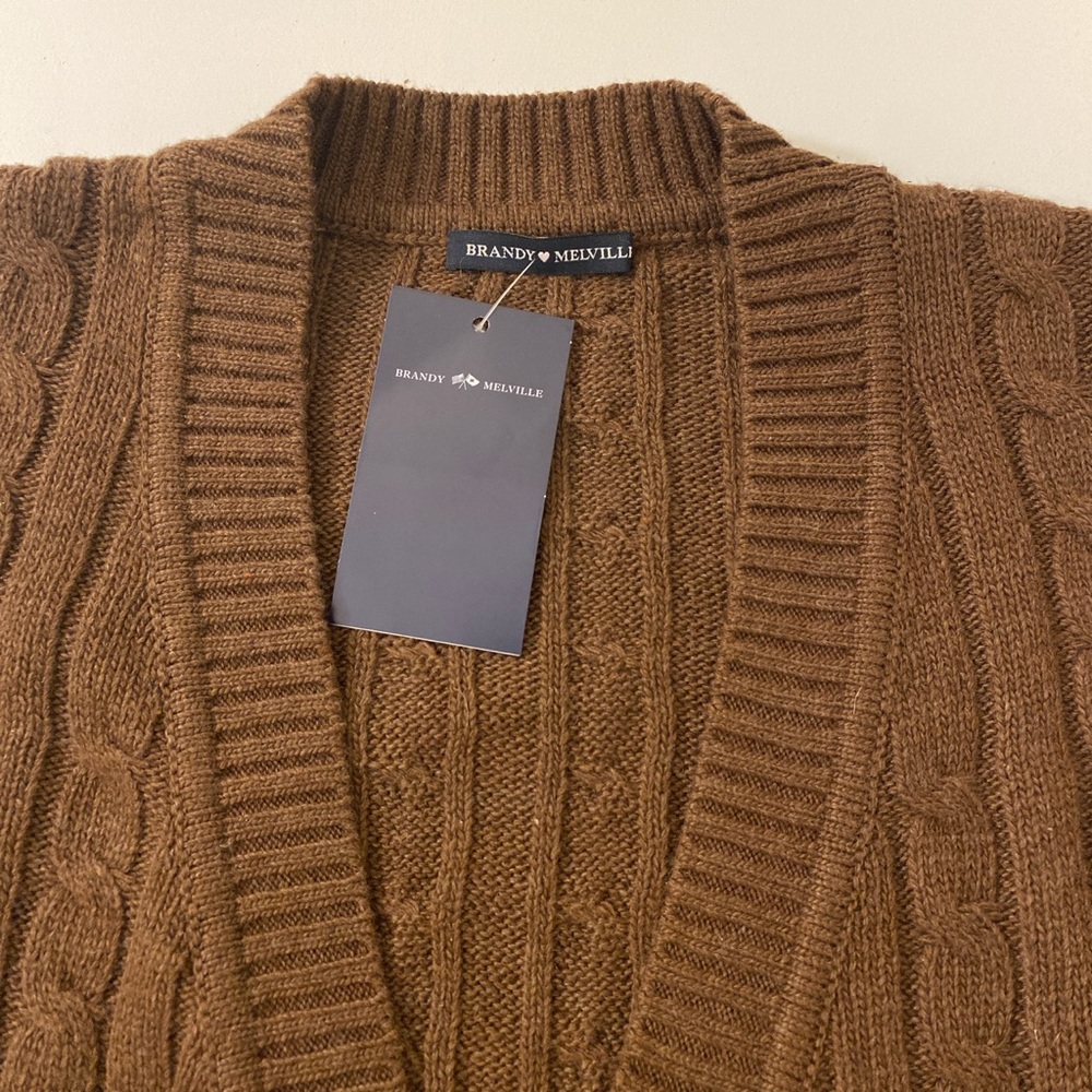 Brandy Melville Kennedy Sweater - Brown - Picture 4 of 4